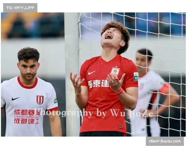 亚泰补时失球暴露防守问题，保级形势更加严峻